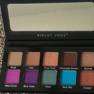 Violet Voss Essentials 2 Palette (NIB)